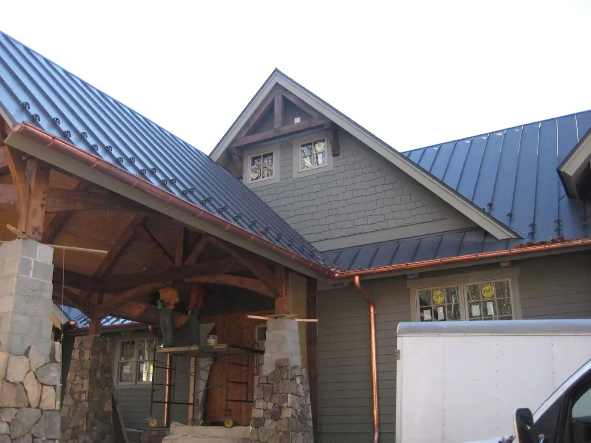 Craftsman Roofing team delivering quality roofing work in Silverado